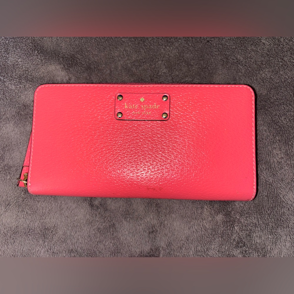 Kate Spade Wellesley Flamingo zip wallet